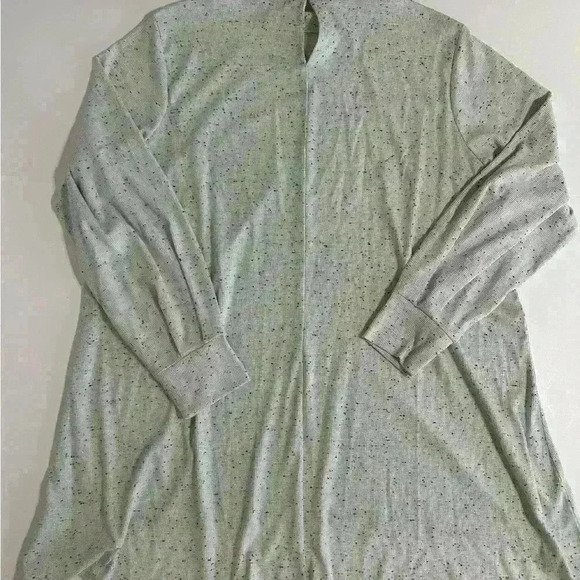 Lane Bryant long sleeved black/white sparkly top - Picture 5 of 9